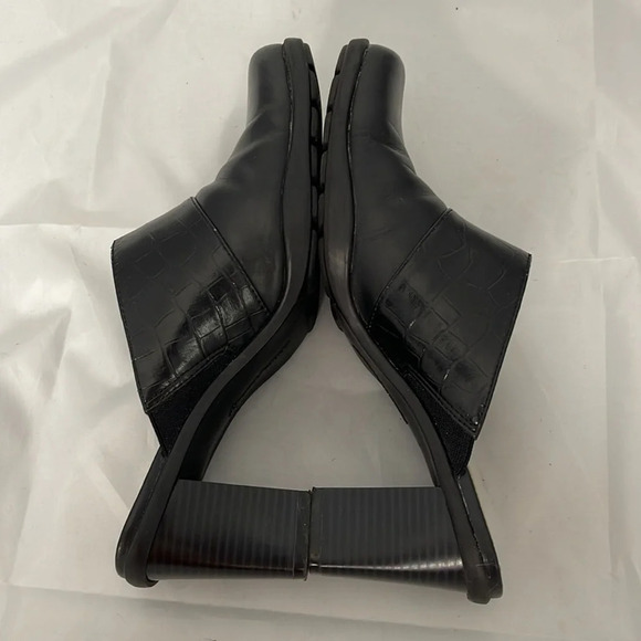 BARETRAPS Vivid Black Leather Chunky Heeled Mules Croc Effect Square Toe Size 6 - Picture 4 of 12